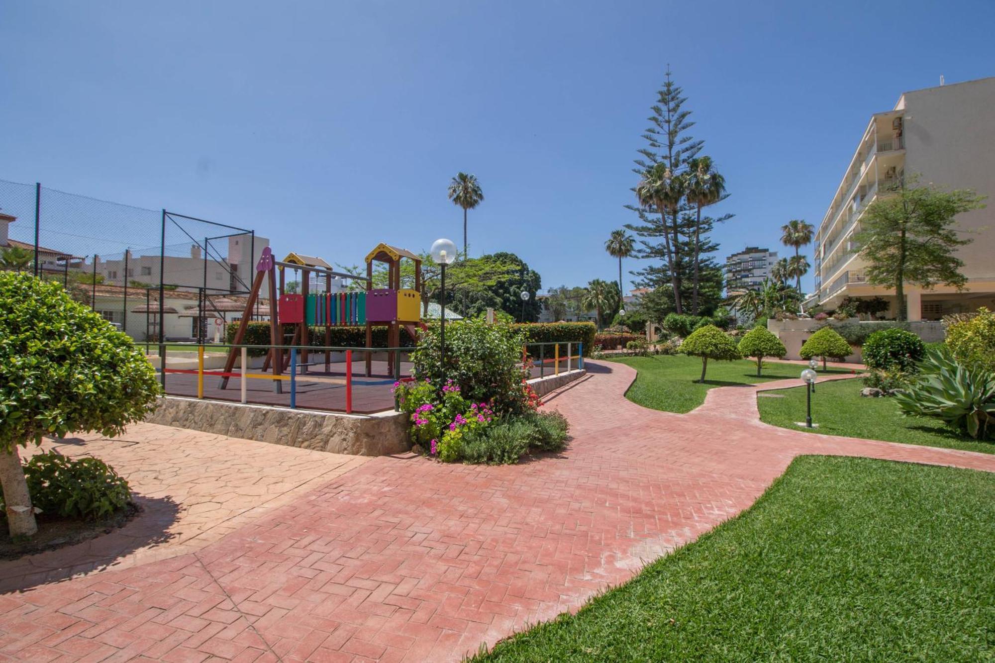 Carihuela Palace 417 By Ivi Real Estate Torremolinos Eksteriør bilde