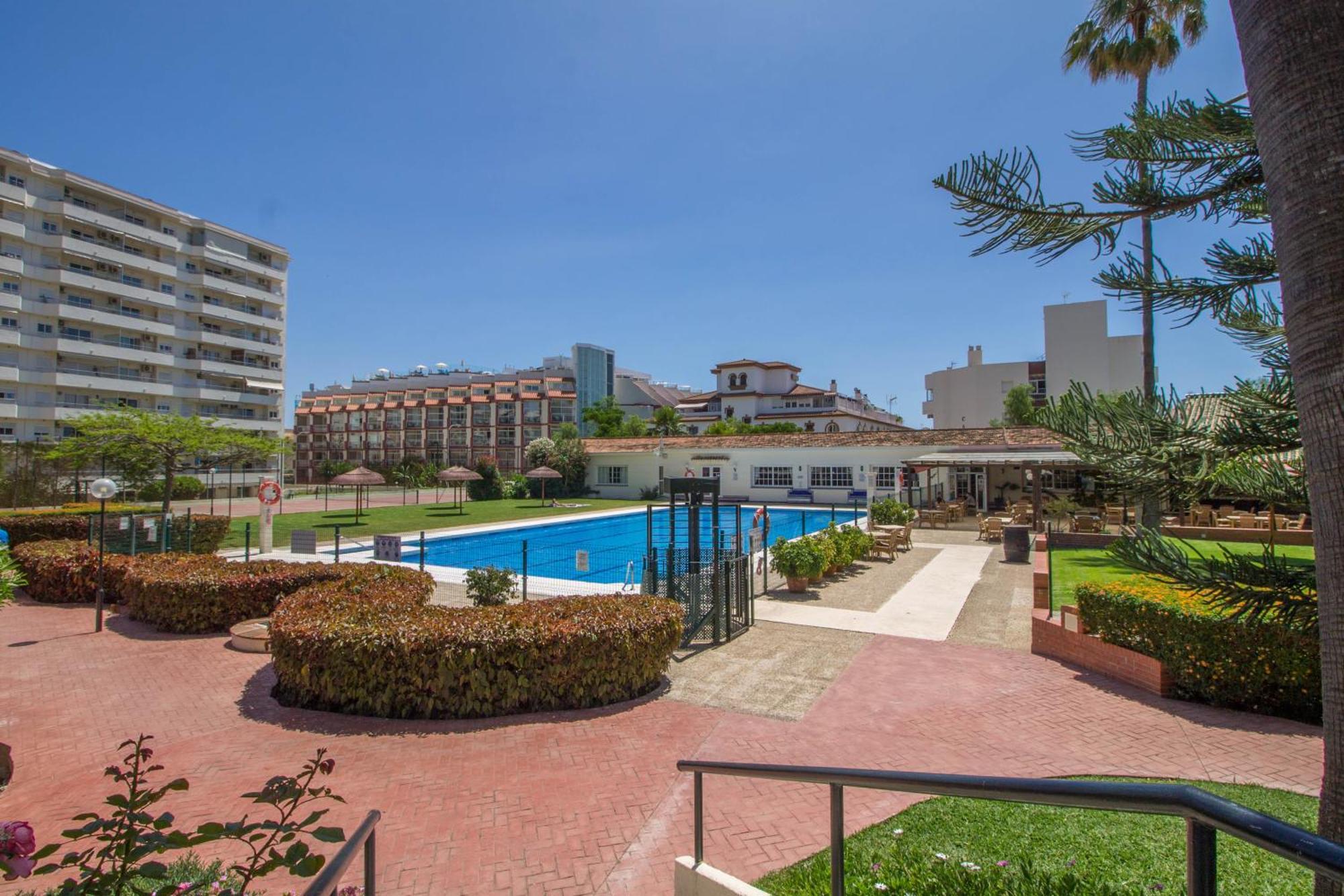 Carihuela Palace 417 By Ivi Real Estate Torremolinos Eksteriør bilde